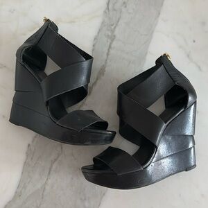 DVF Diane Von Furstenberg Wood Platform Sandals Black Size 7 or 7.5